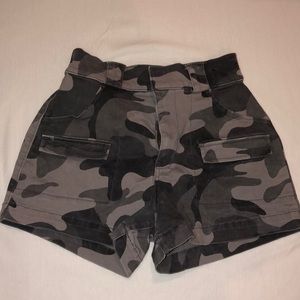 High waisted camo hollister shorts